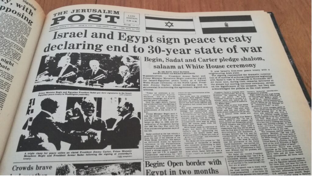 Avisartikel om freden mellem Israel og Egypte